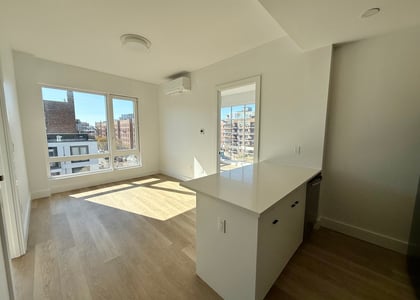 82 Linden Boulevard - Photo 1