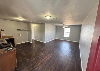 830 W Hutchins Pl - Photo 1