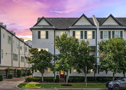 816 Ennis Street - Photo 1