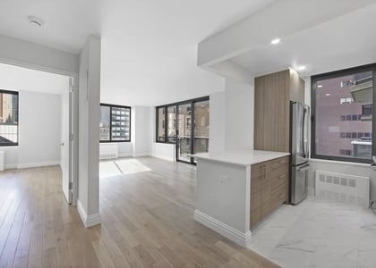 W 48th St - Photo 1