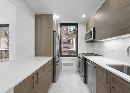W 48th St - Photo 1