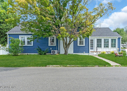 99 River Court - Photo 1