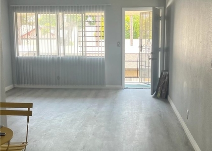 1194 W 39th Street - Photo 1