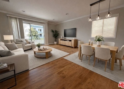 812 N Alfred Street - Photo 1