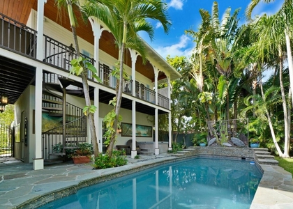 137 S Oak Street - Photo 1