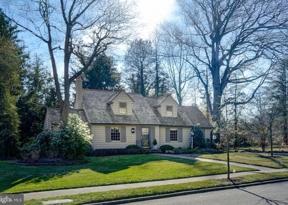 148 Heritage Road - Photo 1