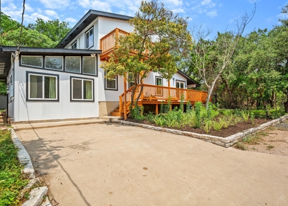 3904 Highland Dr - Photo 1