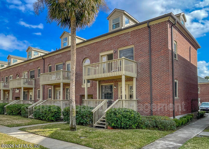 1550 Palm Avenue - Photo 1