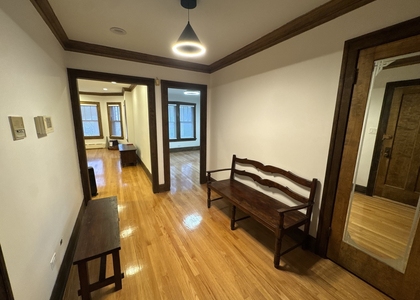 2437 W North Shore Avenue - Photo 1