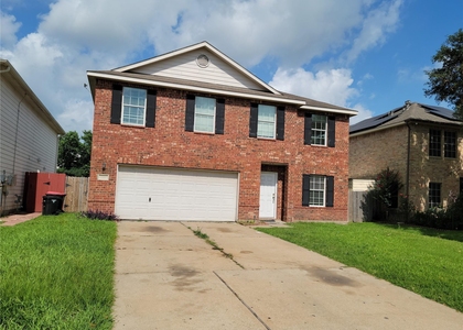 7915 Summerfern Court - Photo 1