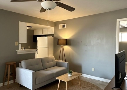 516 Holiday Drive - Photo 1