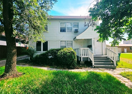 1552 Lombardy Street - Photo 1