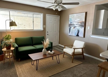 516 Holiday Drive - Photo 1
