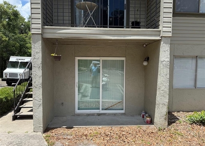 1035 Sw 9th Street - Photo 1