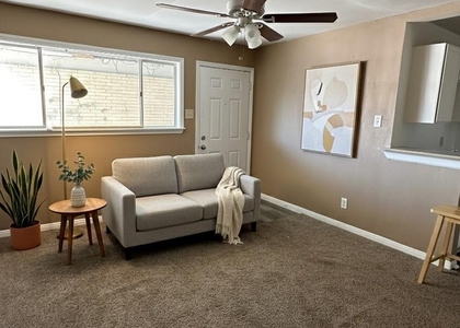 516 Holiday Drive - Photo 1