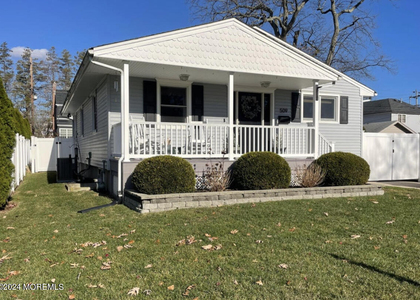 509 Laurel Avenue - Photo 1