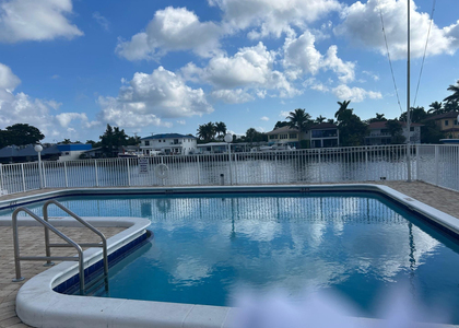 3100 Ne 49th Street - Photo 1