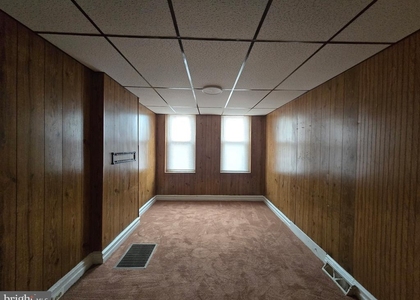 814 Upland Street - Photo 1