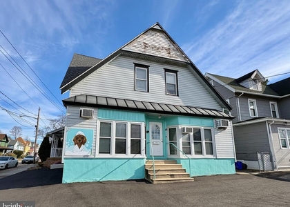 3002 N Centre Street - Photo 1