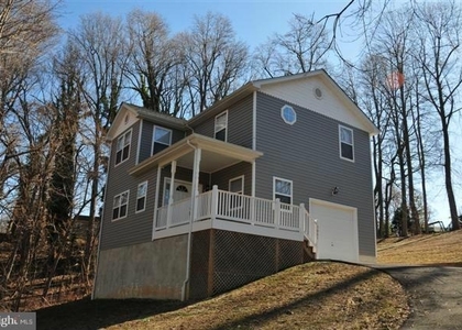 5061 Bayside Rd - Photo 1