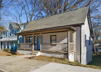 698 Garibaldi Street Sw - Photo 1