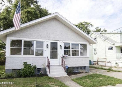 507 15th Avenue - Photo 1