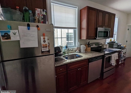 2631 W Girard Avenue - Photo 1