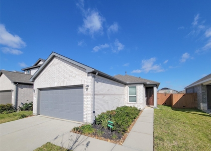 8214 Leisure Point Drive - Photo 1