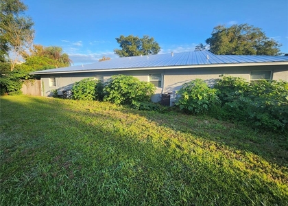 5200 Se 31st Street Se - Photo 1