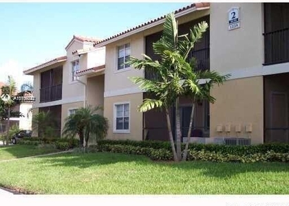 1239 Sw 46th Avenue - Photo 1