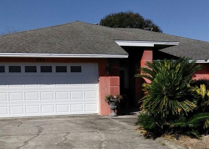 252 Santa Rosa Drive - Photo 1