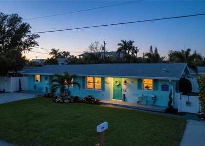 304 29th Street - Photo 1