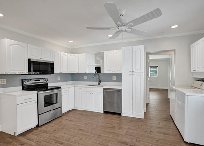 1205 Guava Isle - Photo 1