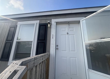 215 Greenfield Rd - Photo 1