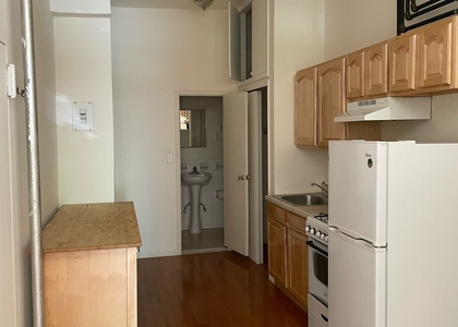 East 9th Street - Photo 1