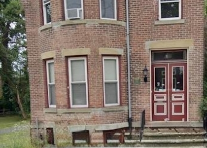 193 South Avenue - Photo 1