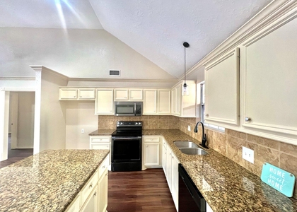 14385 Old Humble Pipeline Road - Photo 1