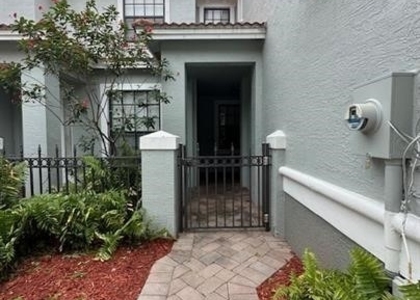 14732 Sutherland Avenue - Photo 1