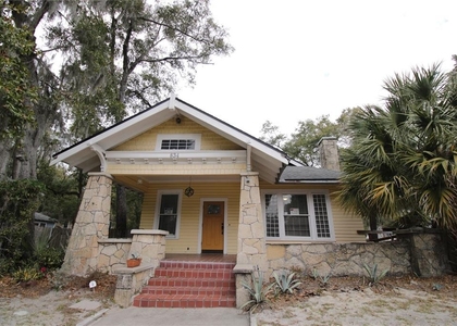 834 E University Avenue - Photo 1