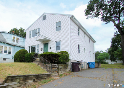 17 Pinehurst Avenue - Photo 1