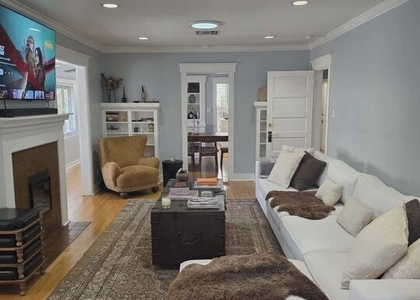 2122 N Hillhurst Avenue - Photo 1