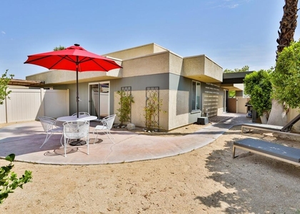 1421 Sunflower Circle N - Photo 1