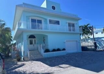 103 Starfish Lane - Photo 1