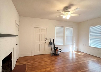 407 W 35th St - Photo 1