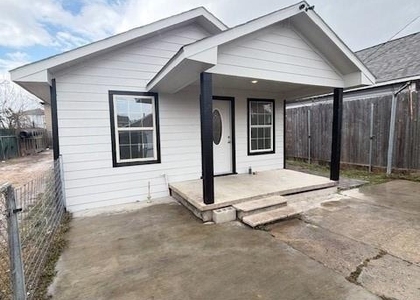 1819 Carr Street - Photo 1