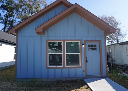 10088 Calandar - Photo 1