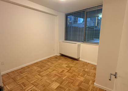 West 37th Street - Photo 1