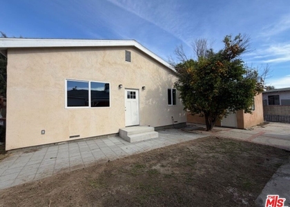 11018 Herrick Avenue - Photo 1