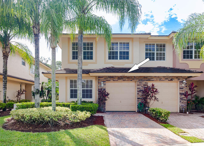 356 Se Bloxham Way - Photo 1