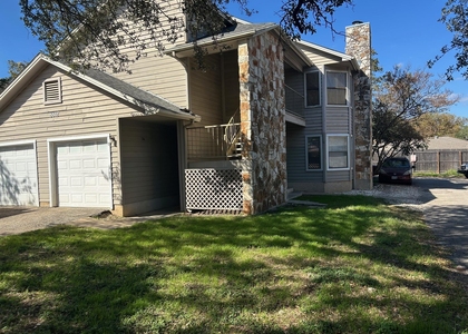 8812 Schick Rd - Photo 1